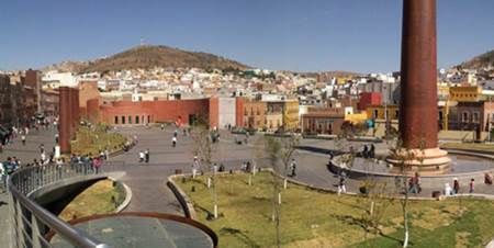 plaza-bicentenario plaza-bicentenario