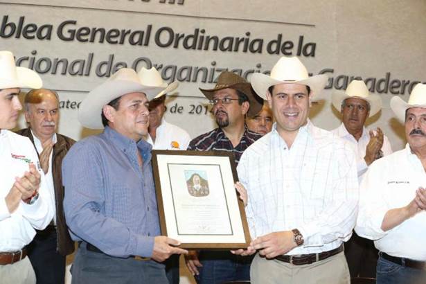 cierre-convencion-ganadera-3
