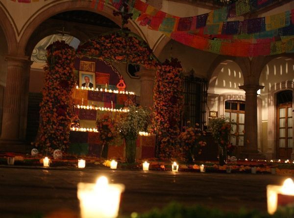 altar-tribunal-1 altar-tribunal-1