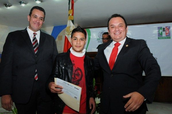 hector-pastor-4