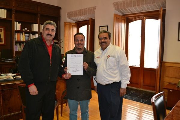 jorge-luis-villa jorge-luis-villa