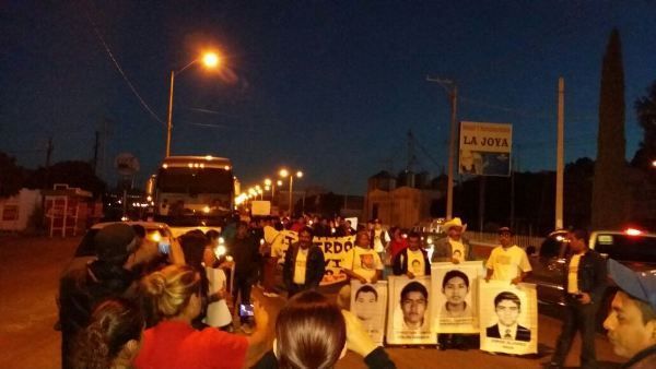 Ayotzinapa-Calera-7