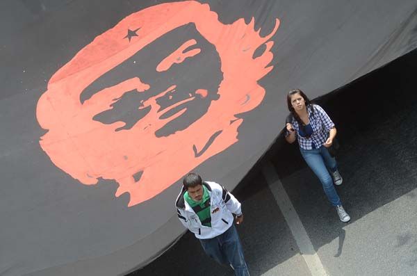 marcha-dos-octubre-12