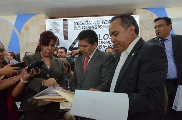 glosa-leroy-hiuzar-fernando-7 glosa-leroy-hiuzar-fernando-7