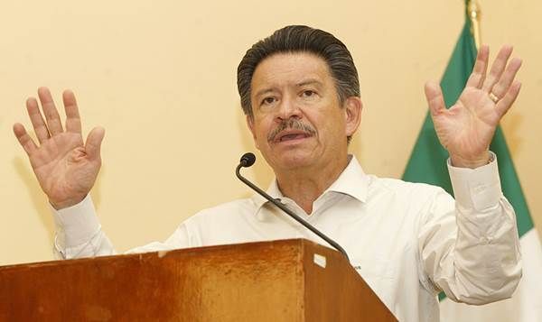 carlos navarrete carlos navarrete