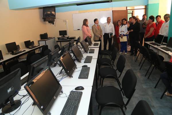 aula medios 12 aula medios 12