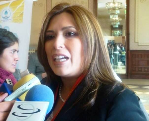 Claudia Corichi García. Claudia Corichi García.