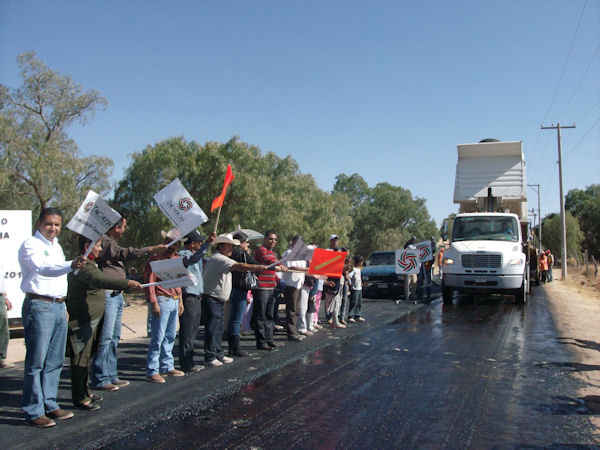 Inicia pavimentación en la comunidad de La Alquería. Inicia pavimentación en la comunidad de La Alquería.