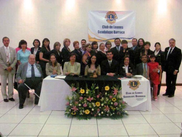 leones-704