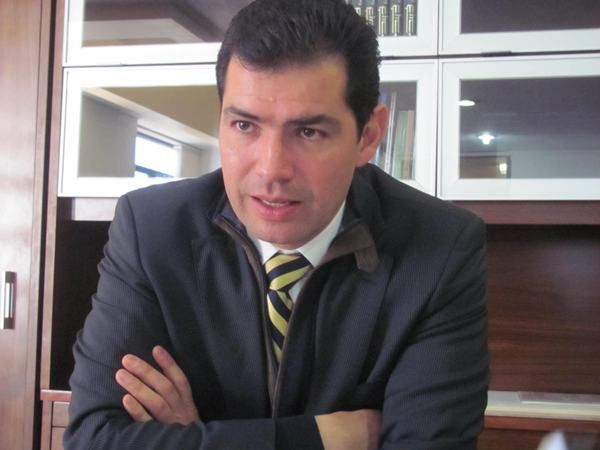 El alcalde de Guadalupe alerta a la población sobre pseudolíderes estafadores. El alcalde de Guadalupe alerta a la población sobre pseudolíderes estafadores.