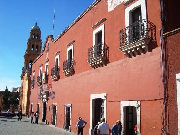 La presidencia estará cerrada La presidencia estará cerrada