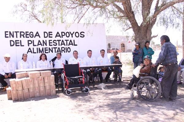 Entregaron apoyos alimentarios