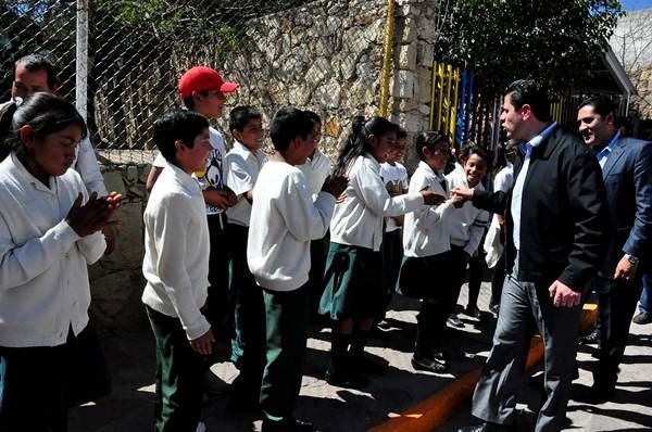 Saludó a la población del municipio