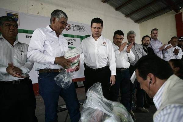 El Gobernador del Estado, Miguel Alonso Reyes, sostuvo una reunión con habitantes de Melchor Ocampo. El Gobernador del Estado, Miguel Alonso Reyes, sostuvo una reunión con habitantes de Melchor Ocampo.