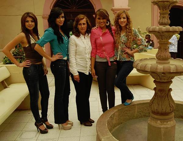 candidatas-fresnillo-asilo3