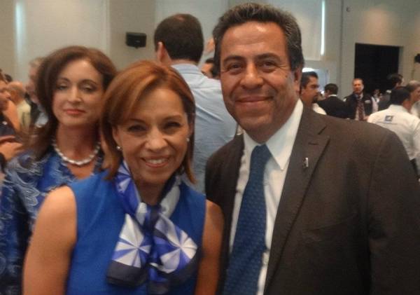 ramon-medina-pan-fresnillo-mujeres2