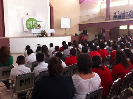 conferencia-adriana-macias