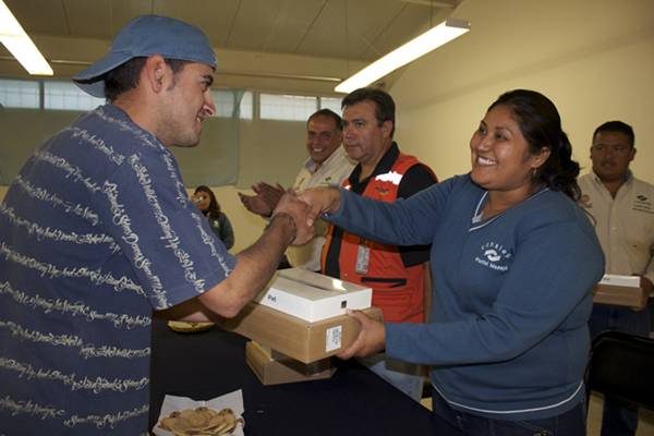 entrega-ipad-conalep2