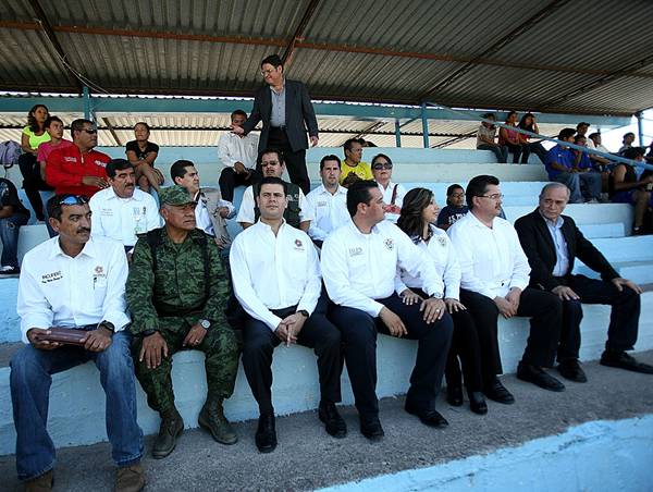 gobernador-gira-jalpa1
