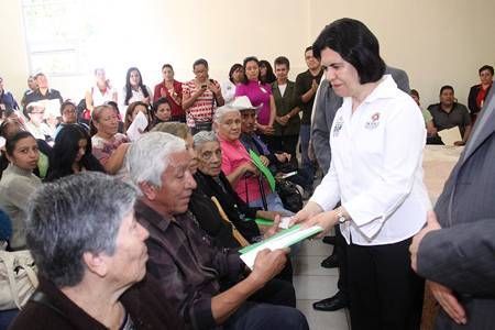 entrega-apoyos-guadalupe entrega-apoyos-guadalupe