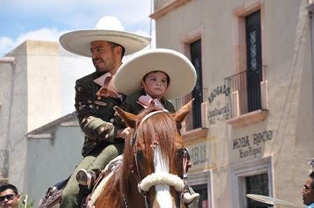 desfile-feria-2