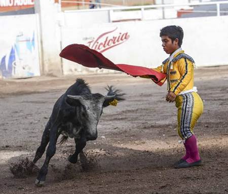 enanitos-toreros-3