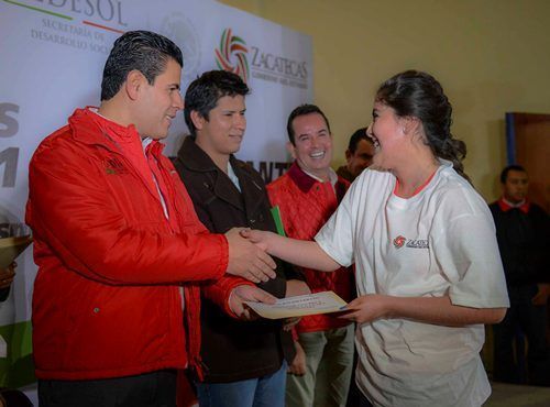 becas-Fresnillo-2