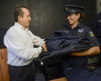 equipo-policias-5