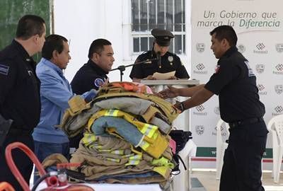 equipo-bomberos-1