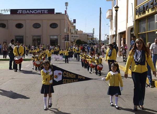 desfile fresnillo 3