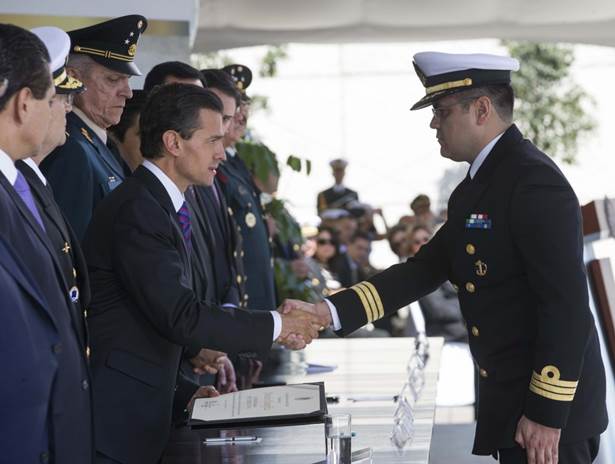 pena-nieto-marina-1 pena-nieto-marina-1