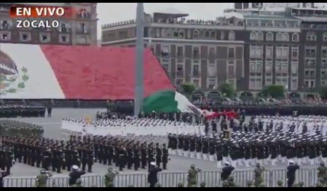 bandera cae bandera cae