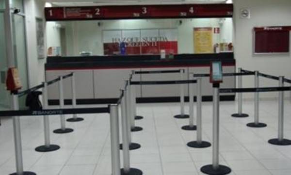 banco cerrado banco cerrado