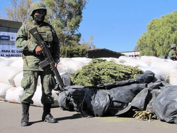 militares1-bba