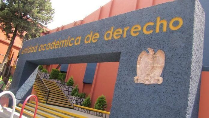 derecho-121