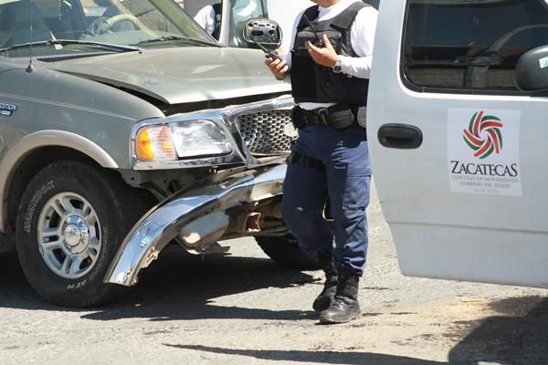 La más afectada fue la camioneta contra la que chocaron