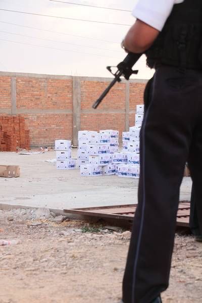 Elementos de distintas corporaciones policiacas se movilizaron para reventar una presunta narcobodega ubicada en la carretera Trancoso-Guadalupe.