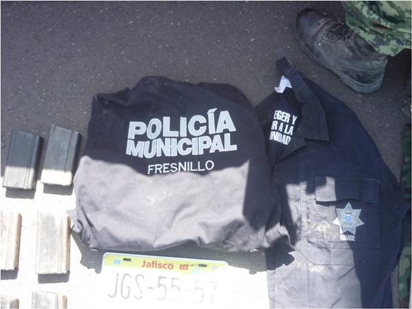 También había uniformes de la Policía Municipal de Fresnillo