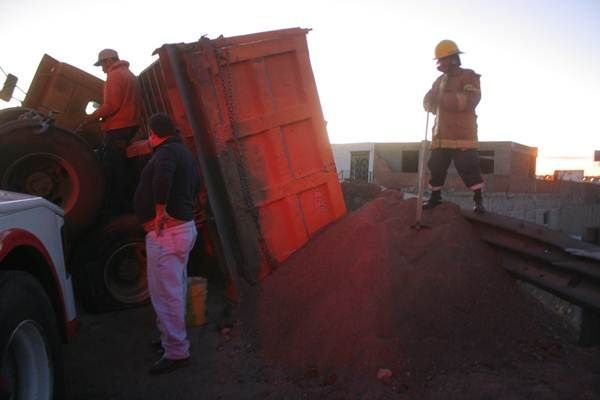 accidente-camion-arena-1