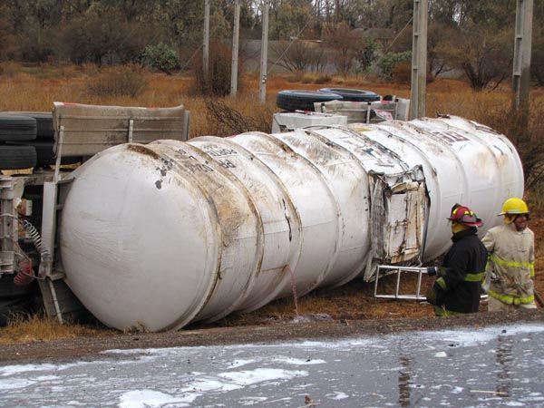 volcadura-camion-pemex9