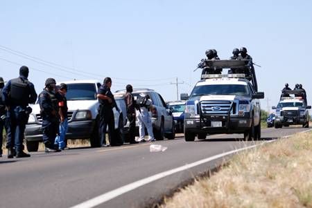 aseguran-vehiculos-2 aseguran-vehiculos-2