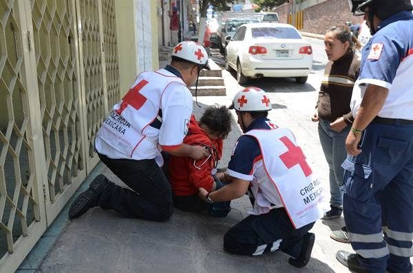 mujer-paramedicos-2
