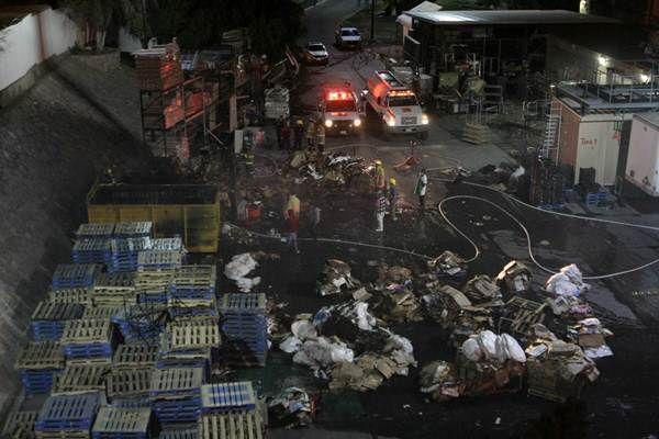 incendio-tienda-walmart-zac-1