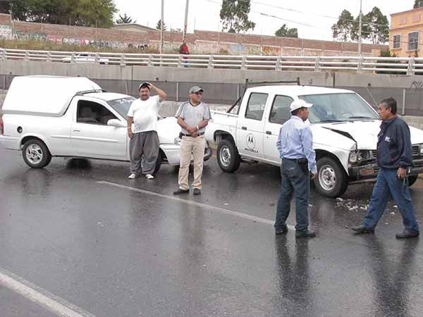 accidente-carambola--transito-pesado-13