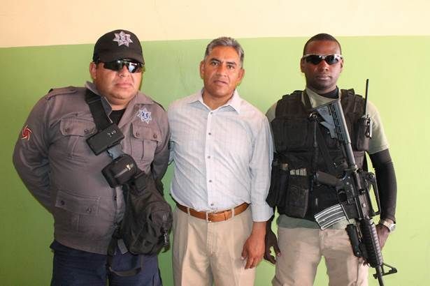 policia-colombiano policia-colombiano