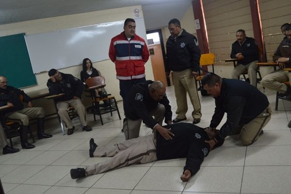 capacitacion-policias-1 capacitacion-policias-1