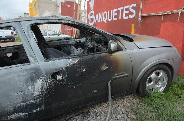 auto-quemado-3