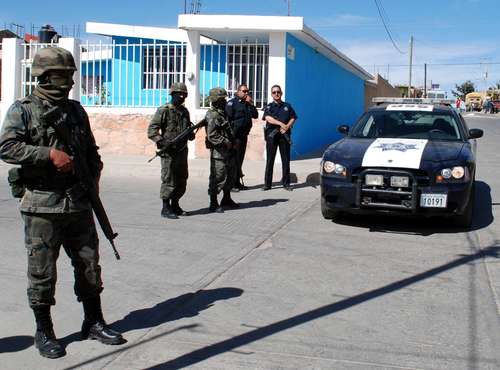 Elementos del Ejército Mexicano. Elementos del Ejército Mexicano.