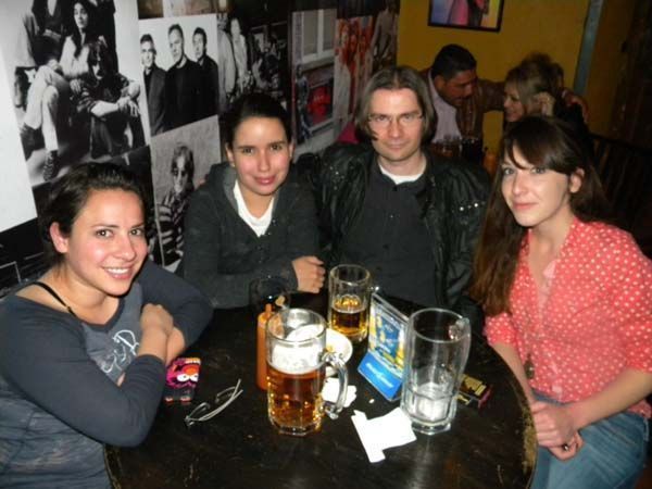 bar-road-house-blues1