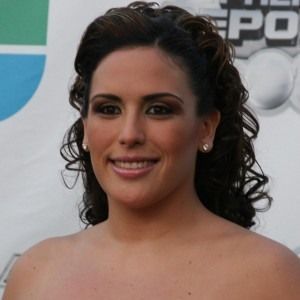 ANGELICA-VALE-2bajita4-300x300-a15